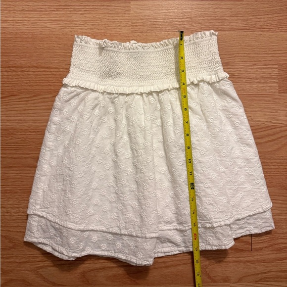 Rails Addison Skirt White Embroidered Daisies Size Small - Picture 5 of 6
